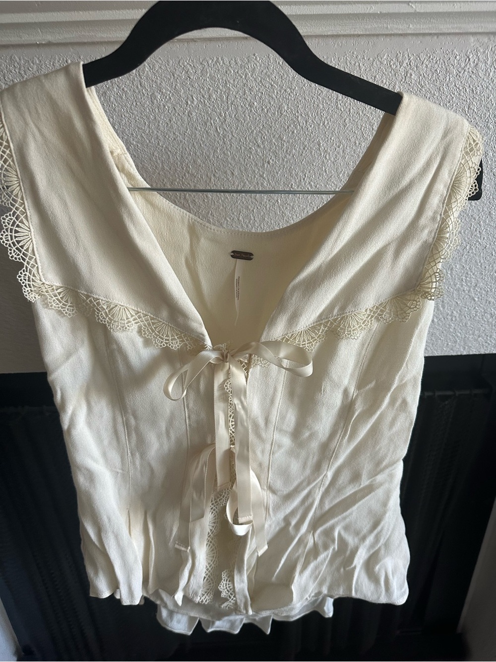 Free People Cream V-Neck Blouse with Tag Detail